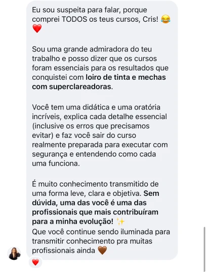 Depoimento: comprou todos os cursos e diz que a didática foi essencial para loiro de tinta e mechas com superclareadoras.